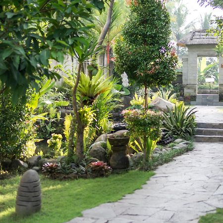 Radha Phala Resort & Spa Убуд Екстериор снимка